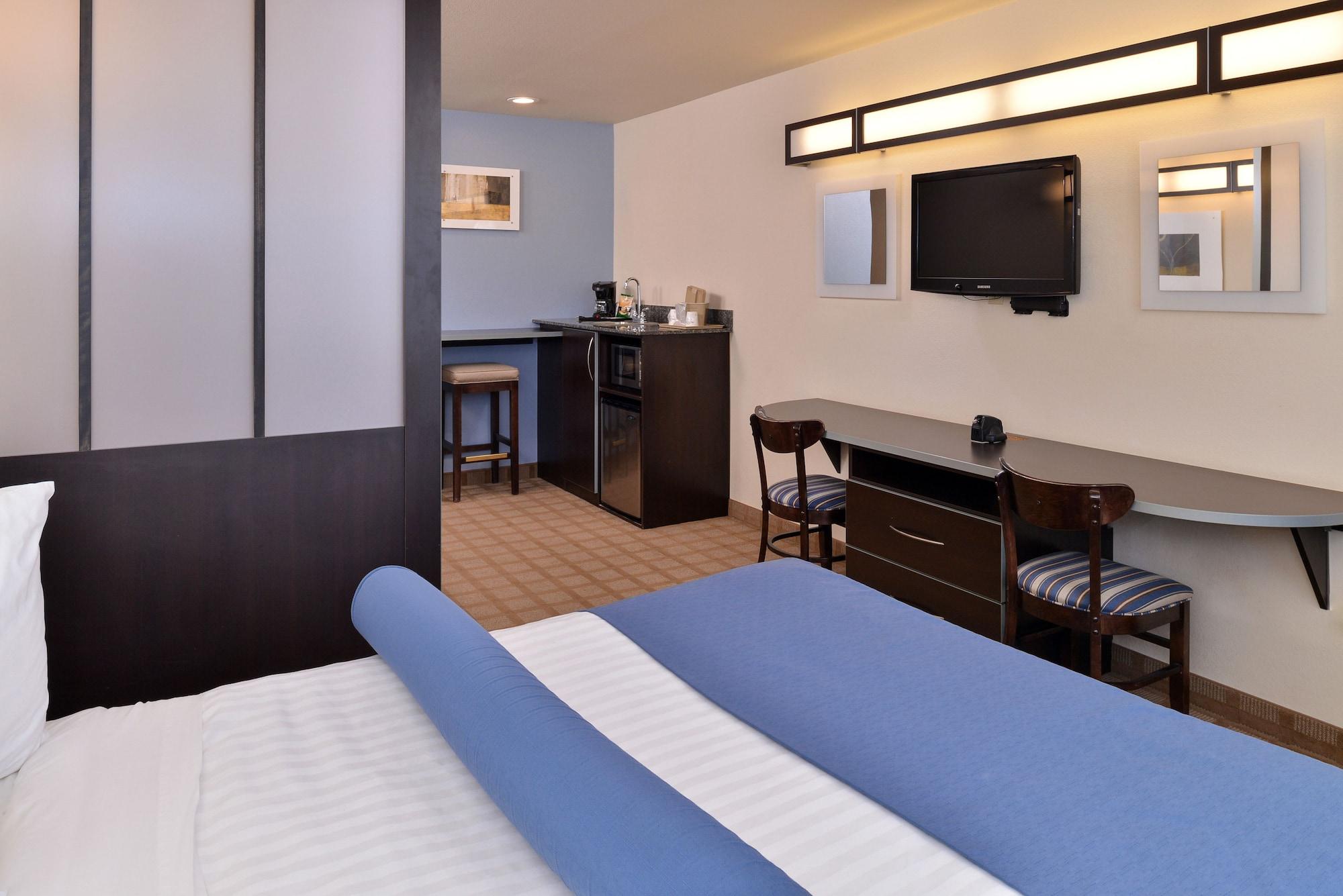 Microtel Inn & Suites By Wyndham Klamath Falls Exterior foto