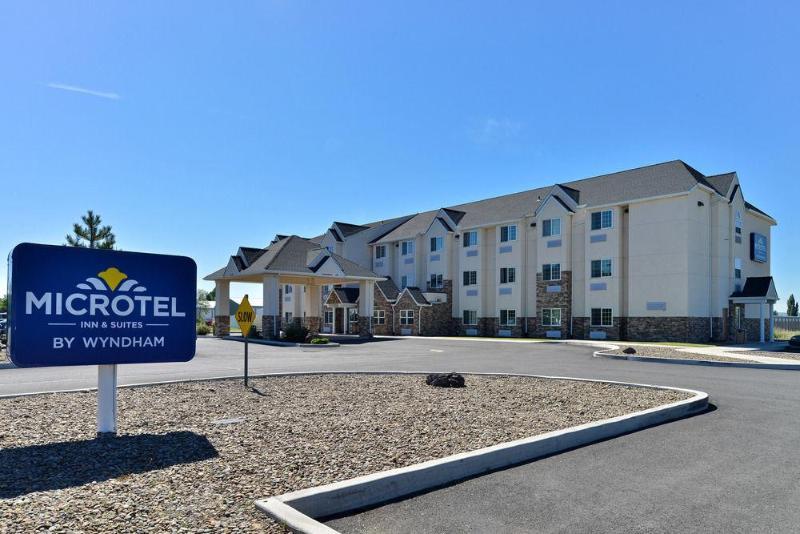 Microtel Inn & Suites By Wyndham Klamath Falls Exterior foto